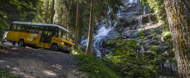 Fahrt mit dem Postauto von Reichenbach auf die Griesalp