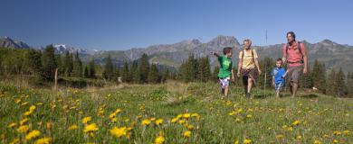 Familienwandern auf der Elsigenalp abseits des Massentourismus