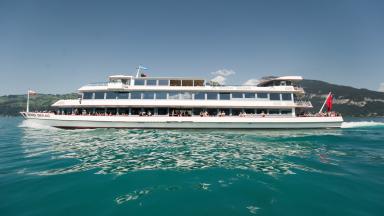 Motor ship Berner Oberland on Lake Thun